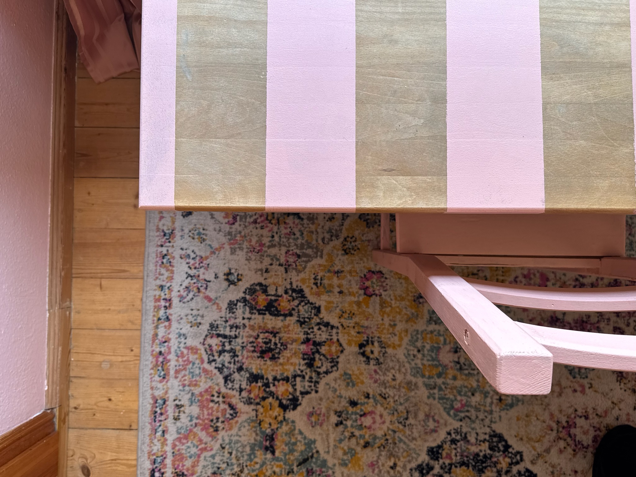 Desk detail in pink room